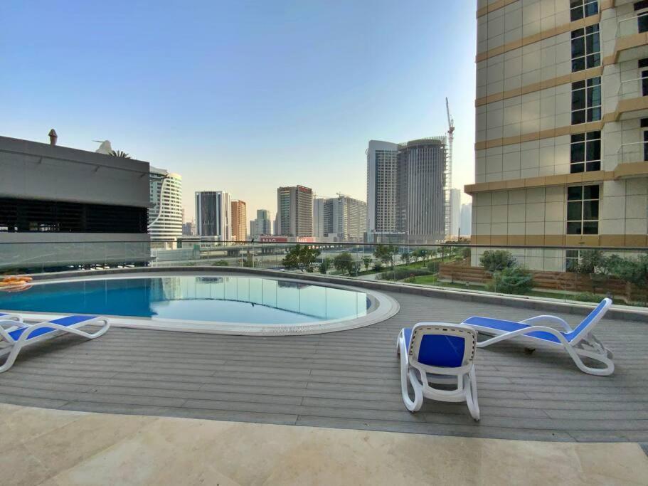 Vvk Holiday Homes, Dunya Tower Dubai Exterior foto